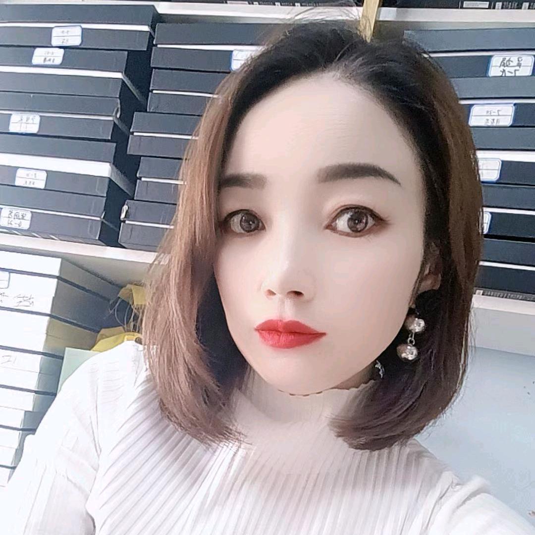 米彩霞