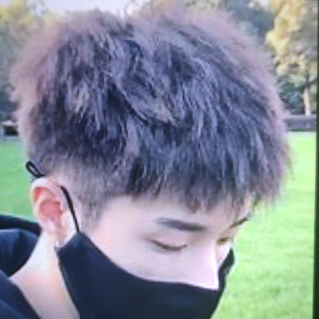 黑无名头像