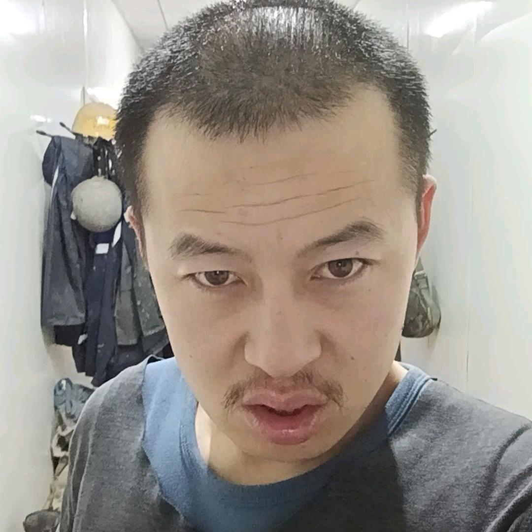 王叔豪(小王路边摊）