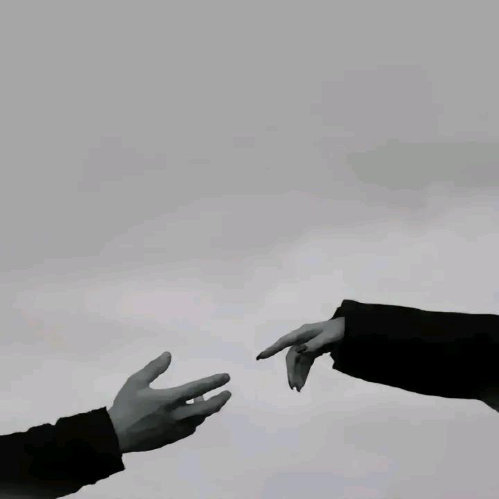 俊❄