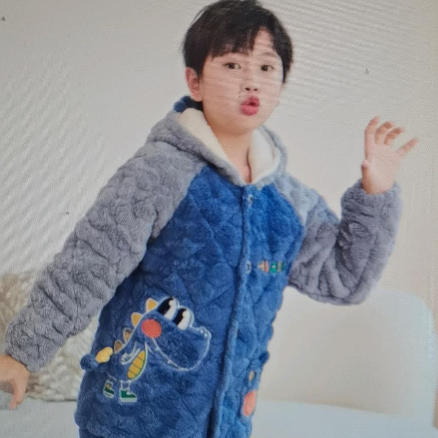 蓝语童装