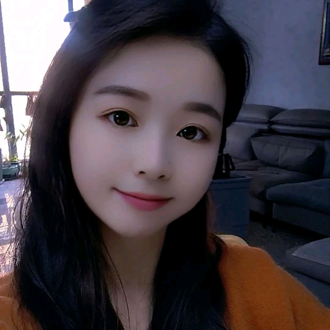 幸福的小女人。