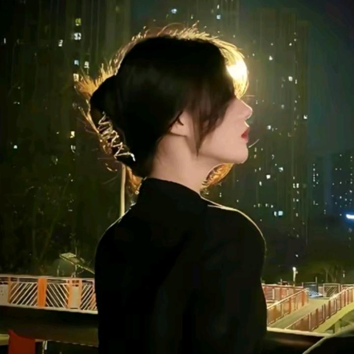 成都烫染造型阿燕/✂️