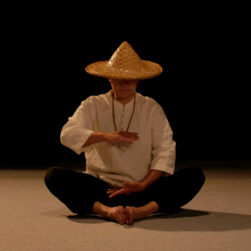 曲维昆强身健体