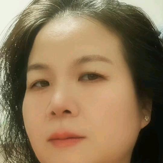 新欣橱窗