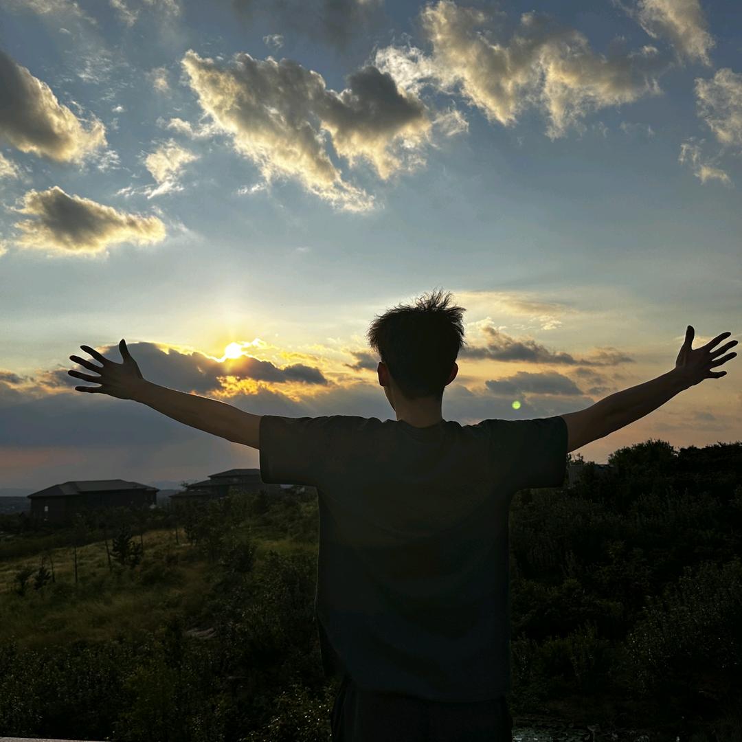 佳得不快乐.🎴