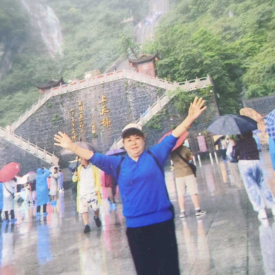美女姐姐