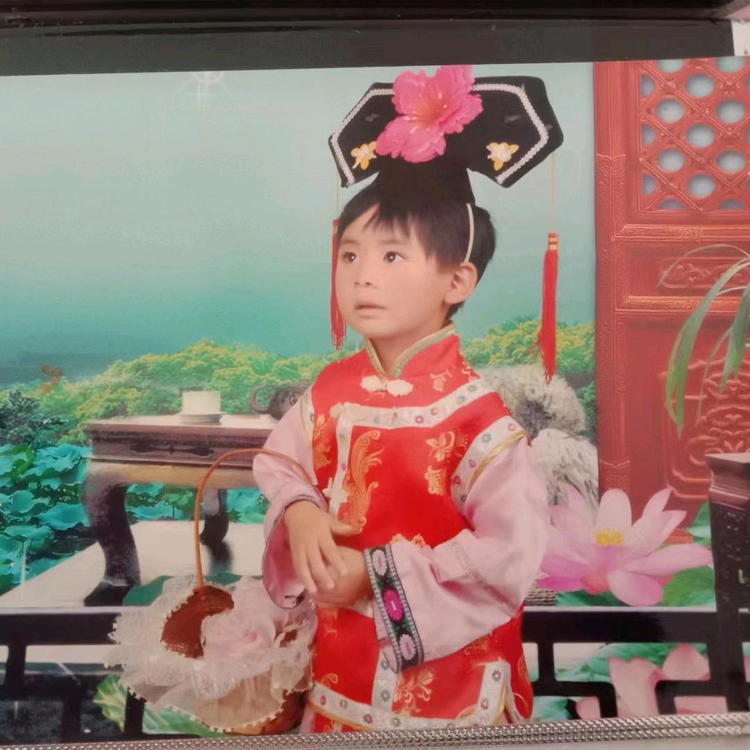 玫瑰🌹🌹荆棘丛