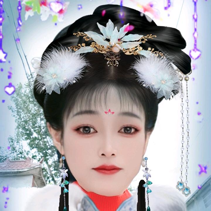 彤