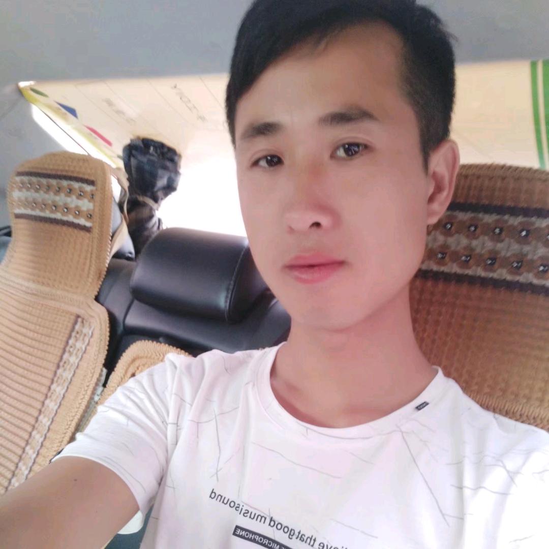 开着宝马偷西瓜！