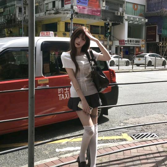 忄