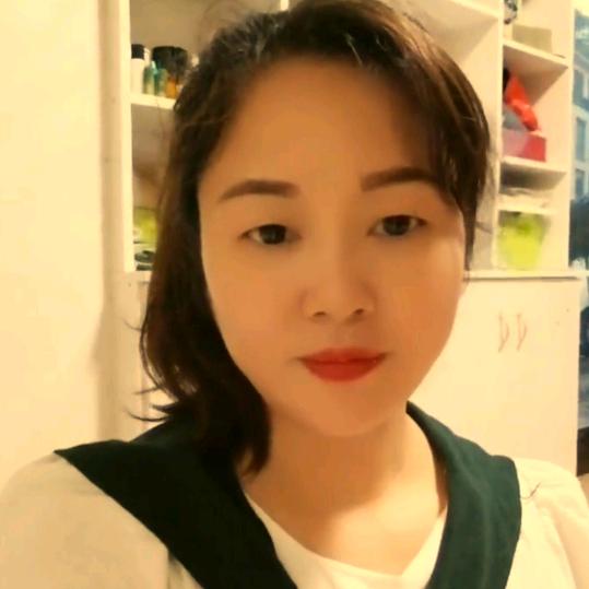小龙女。