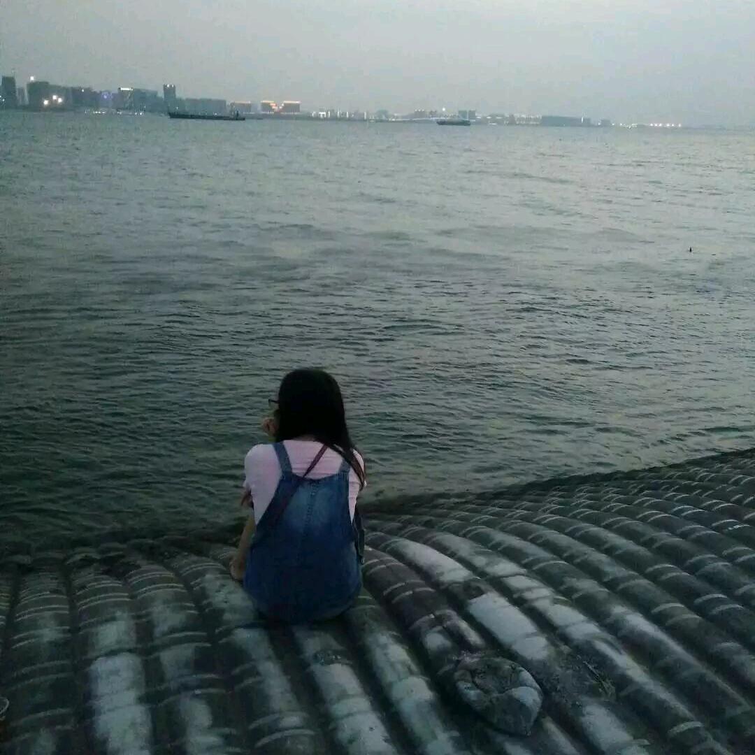 是小胡呀