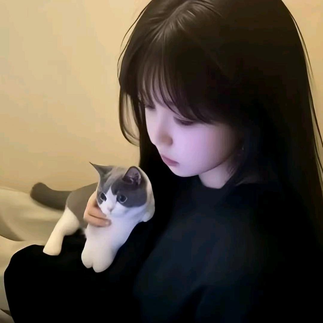 玥.
