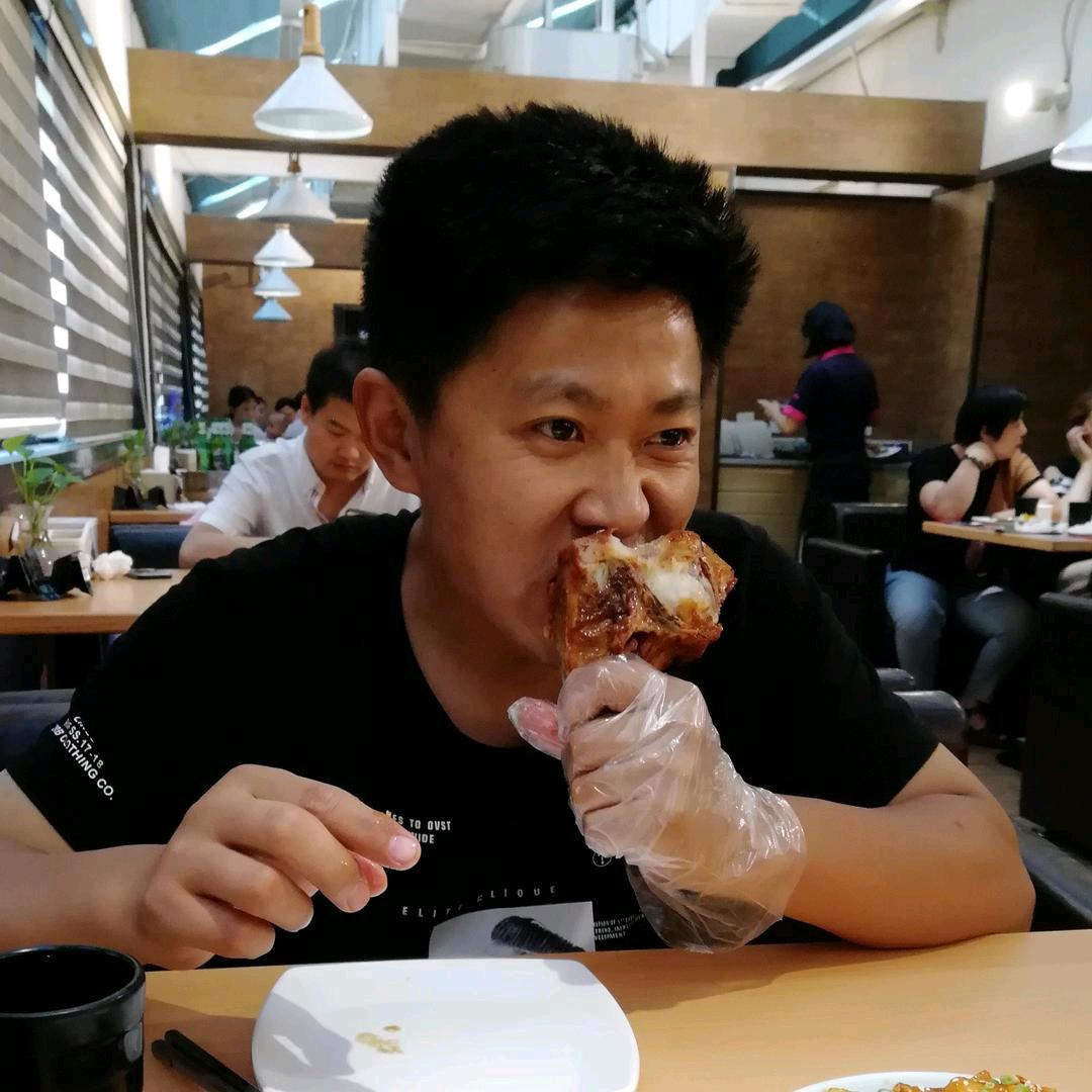 大辉哥（爱辉有心语）