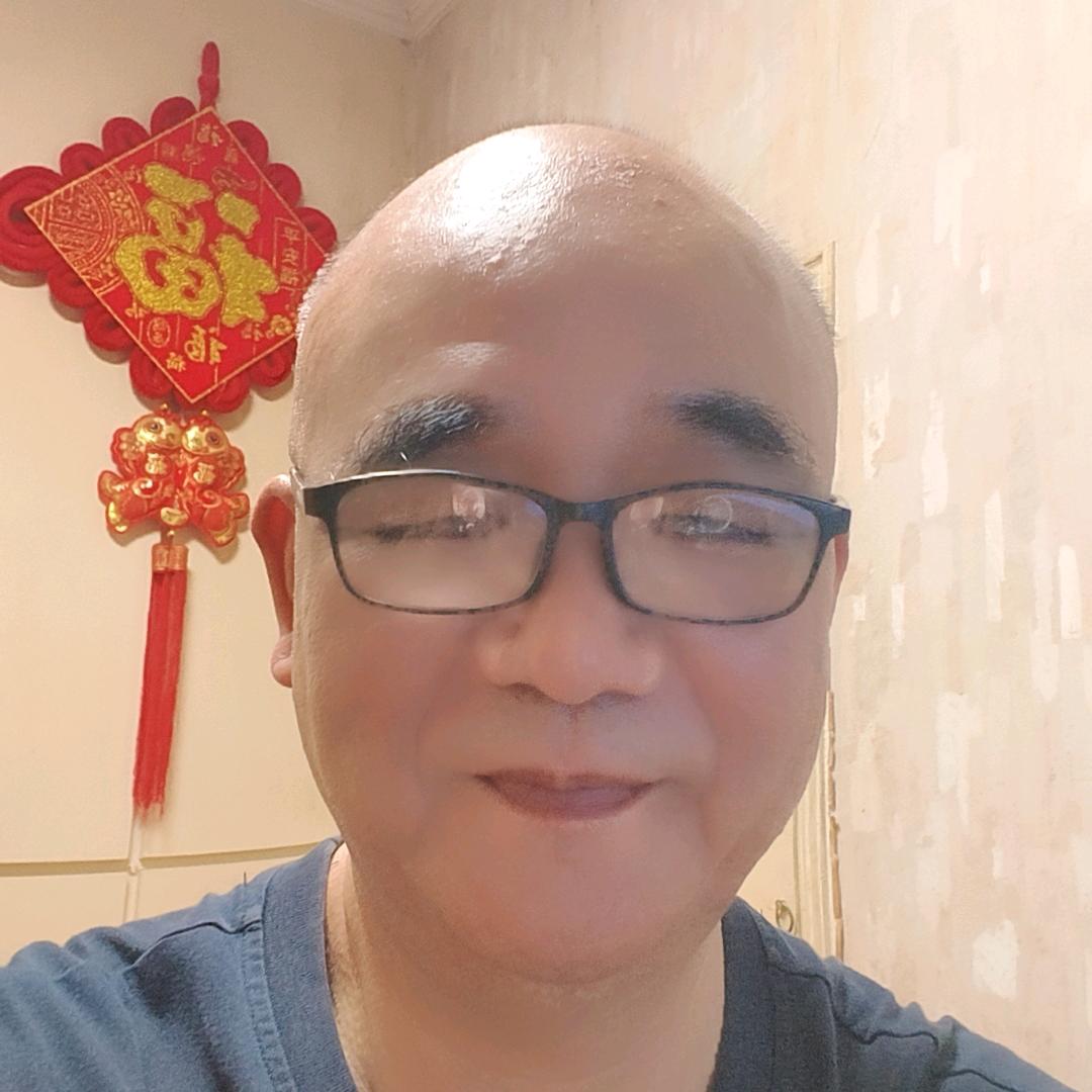 老头唱老歌
