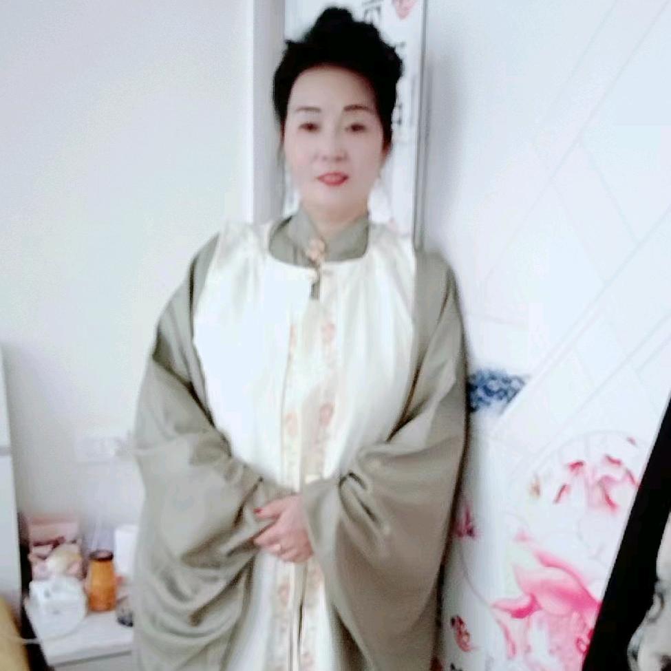 用户8682296569905