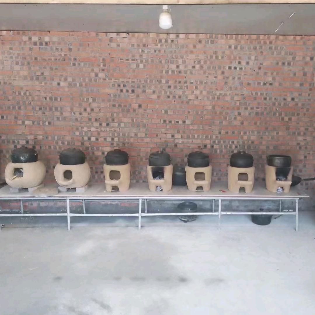 老徐家砂锅炖小峰