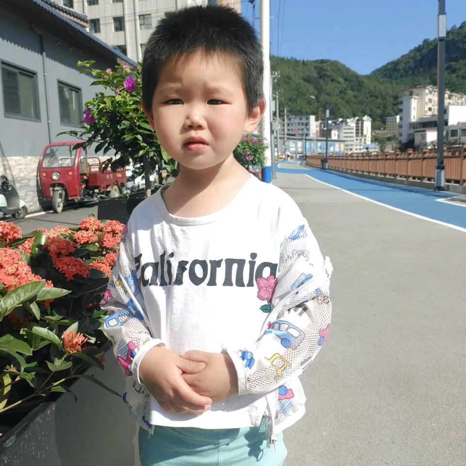 再苦再累笑着干郭