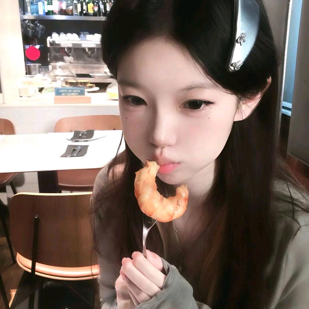 小狗生气刨穿地球