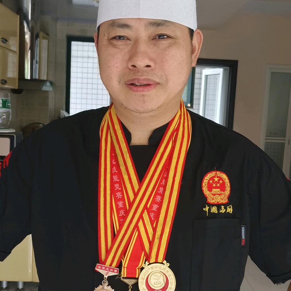 @淞婷肥肠黄辣丁  华哥