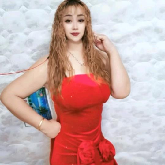 秋月谁老婆