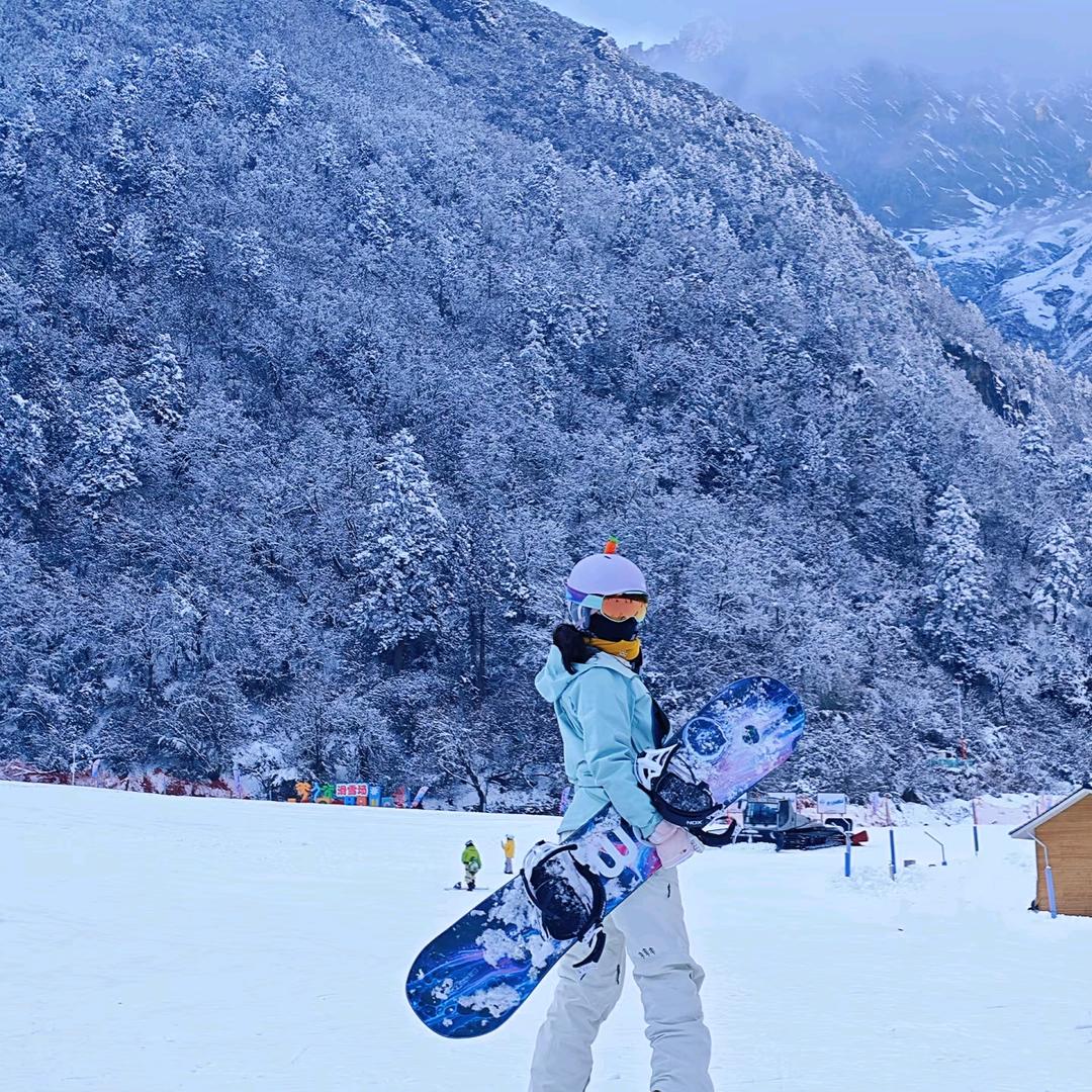 羌人谷滑雪专场直播