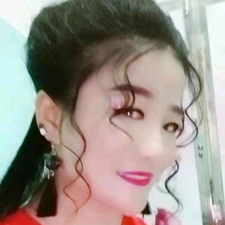 好看的皮囊千篇一律，有趣的灵魂万里挑一