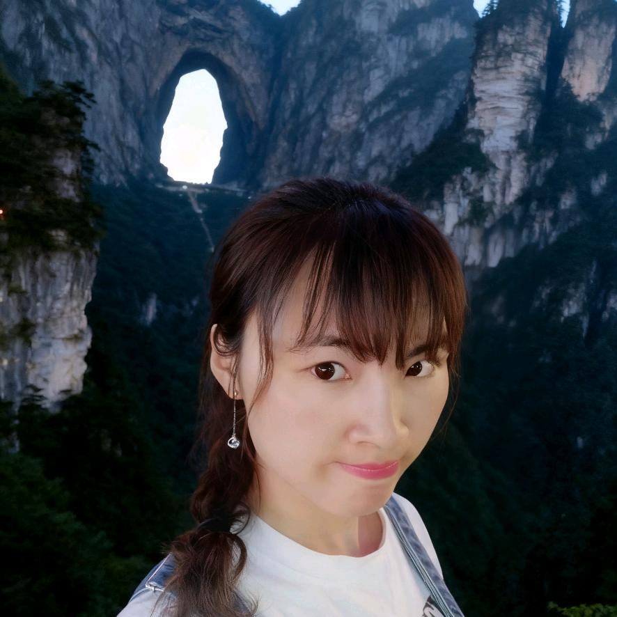 依依带你游张家界