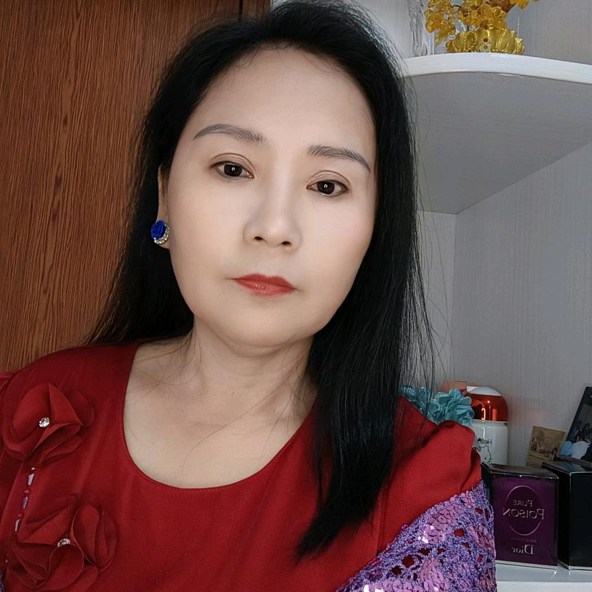 喜儿，早上五点首播，来抖音创业