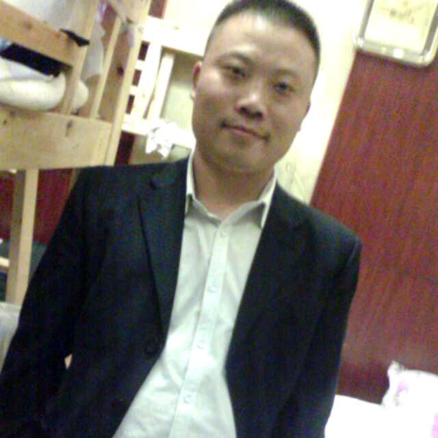 大巴车司机单亲爸爸
