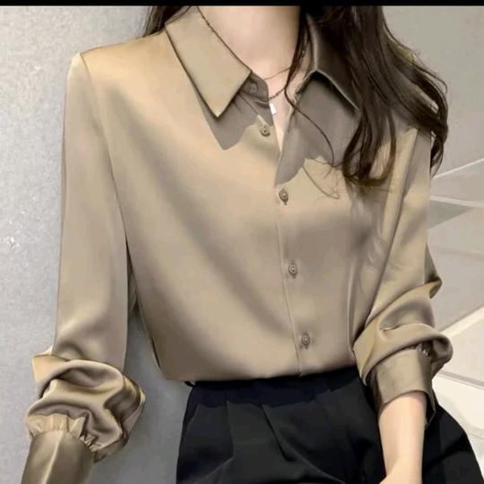 九月轻奢女装
