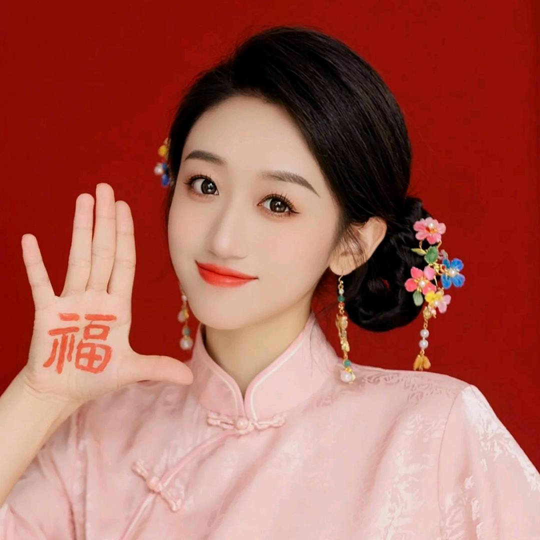 颖 ◡̈ ☽⋆