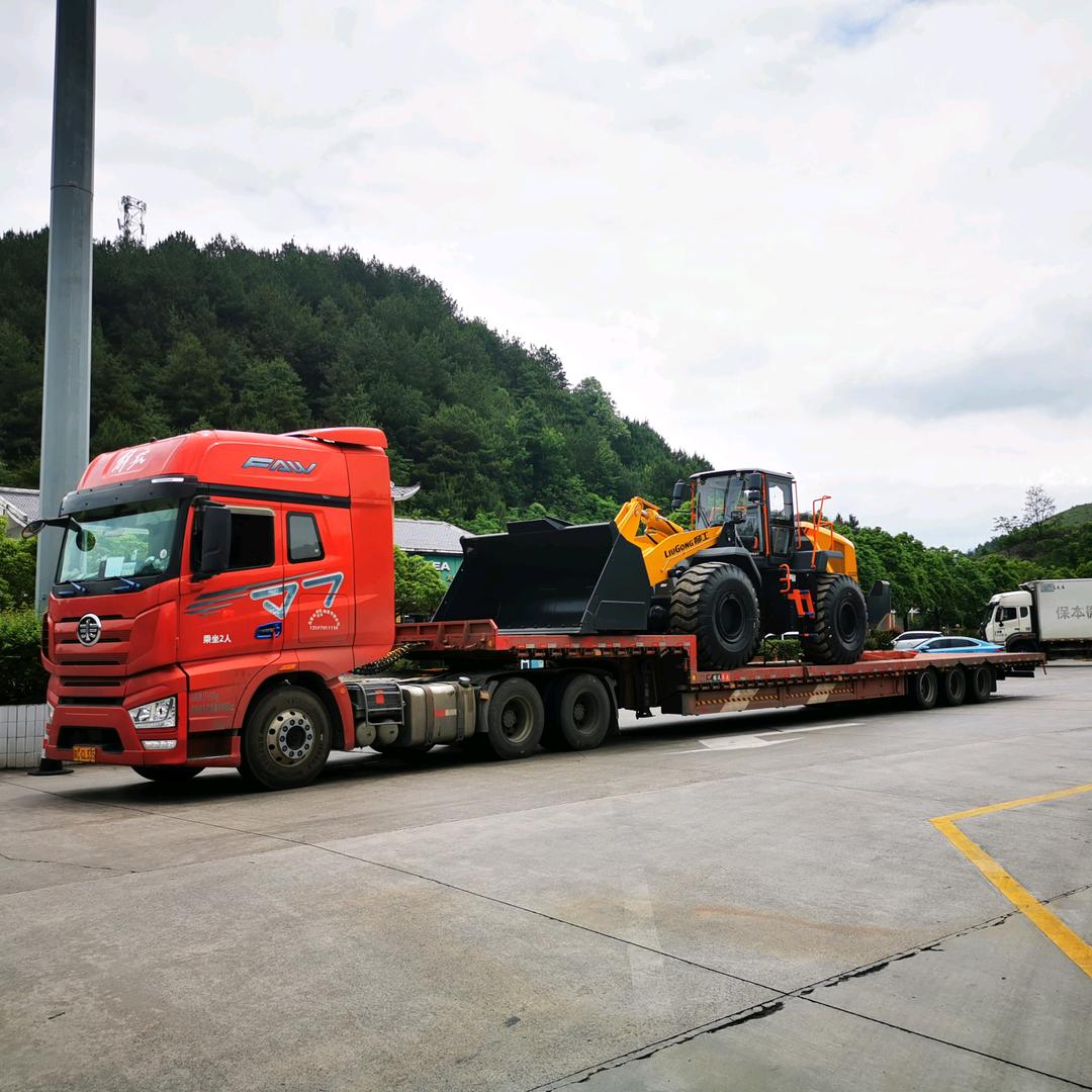 桂B🚚梁弟