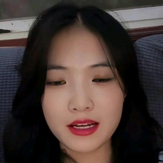 靓靓颖