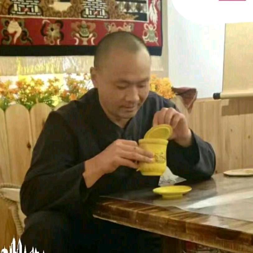 钦䝨
