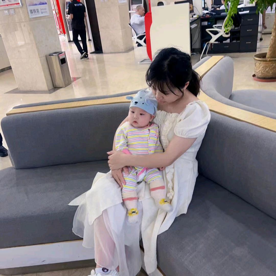 小阿姨