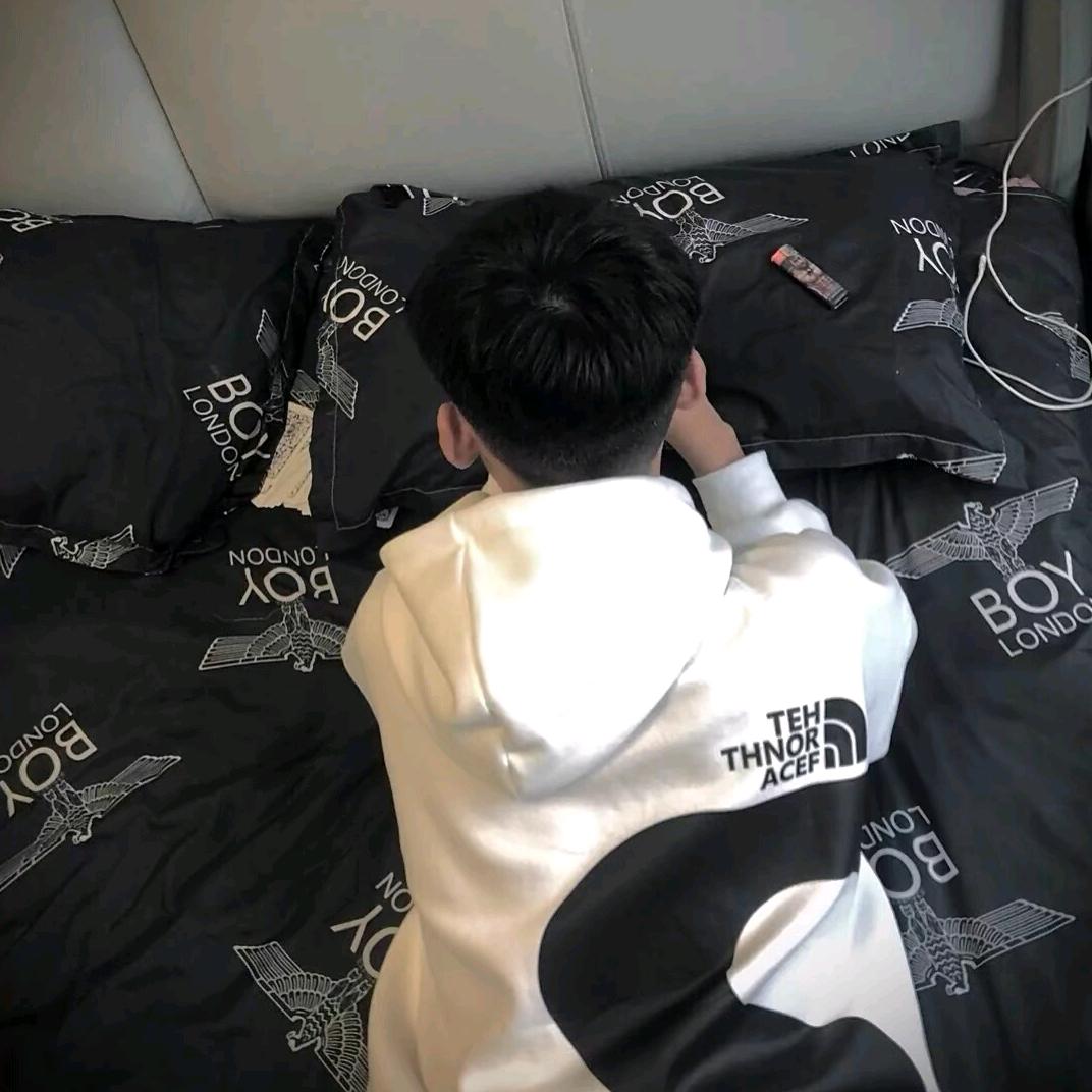 🥀᭄自由꧔ꦿᩚ💕