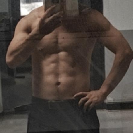 独坐河边看黄昏