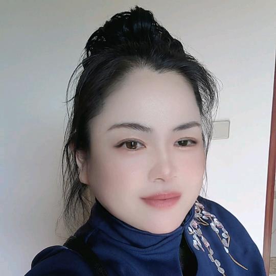 北流市塘岸镇云姐鞋店