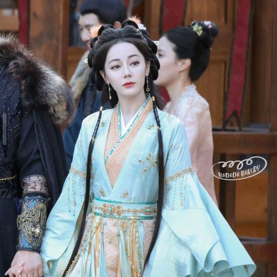 无昵称٩(￥A￥)۶恭喜发财