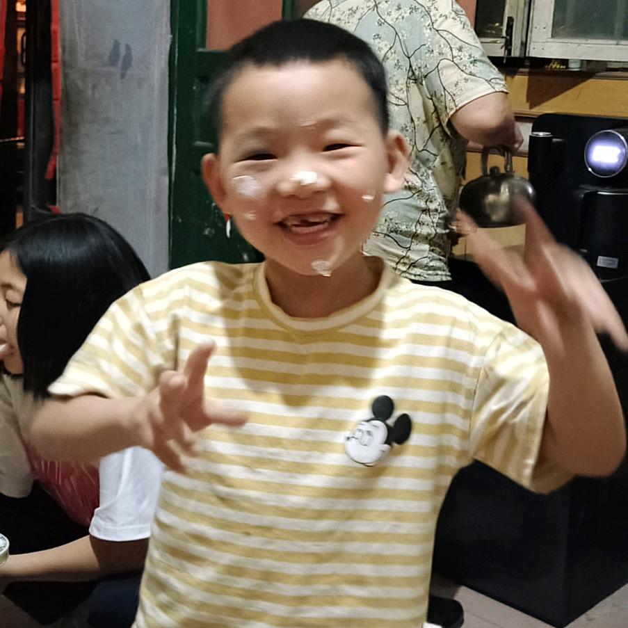 佳轩v子辰