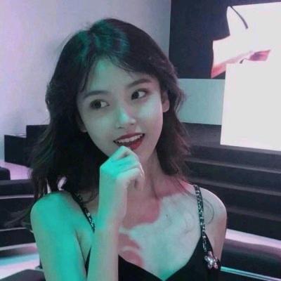 一手墨香，一手铜臭