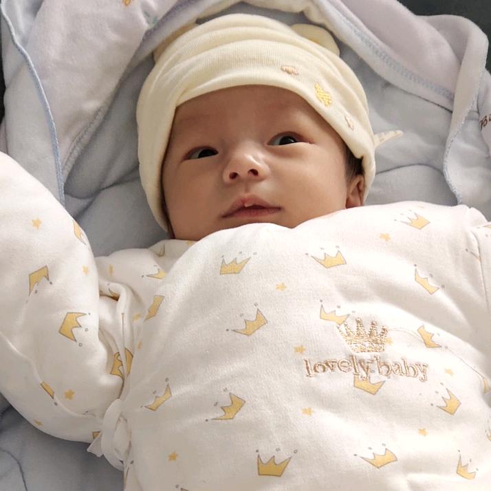 苗家妹子(带娃中)