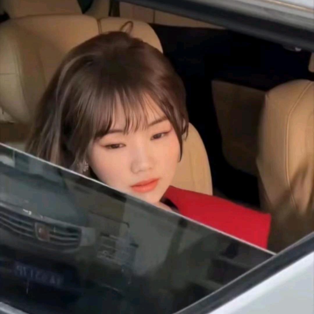 蝶宝🍬🍬