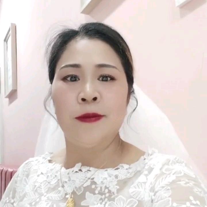 庞晓英