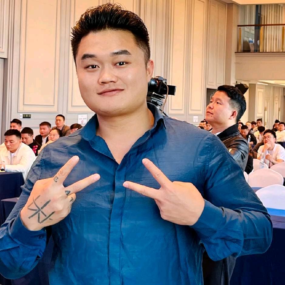 刚子的健身圈