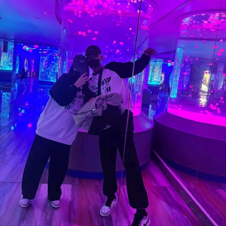 吴百万的小跟班