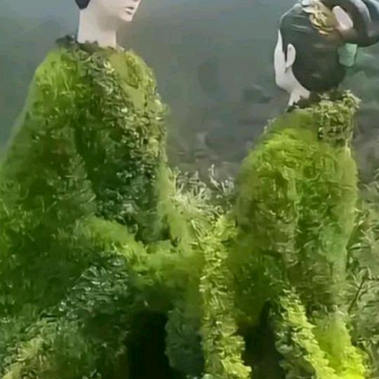 三生烟火乱云妆