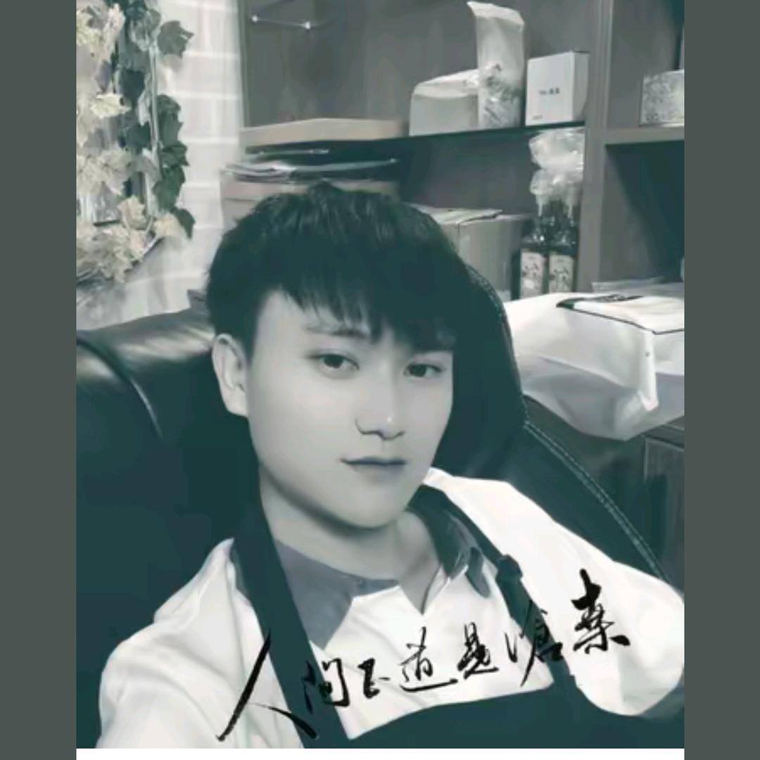 《摆烂的朱》🐷